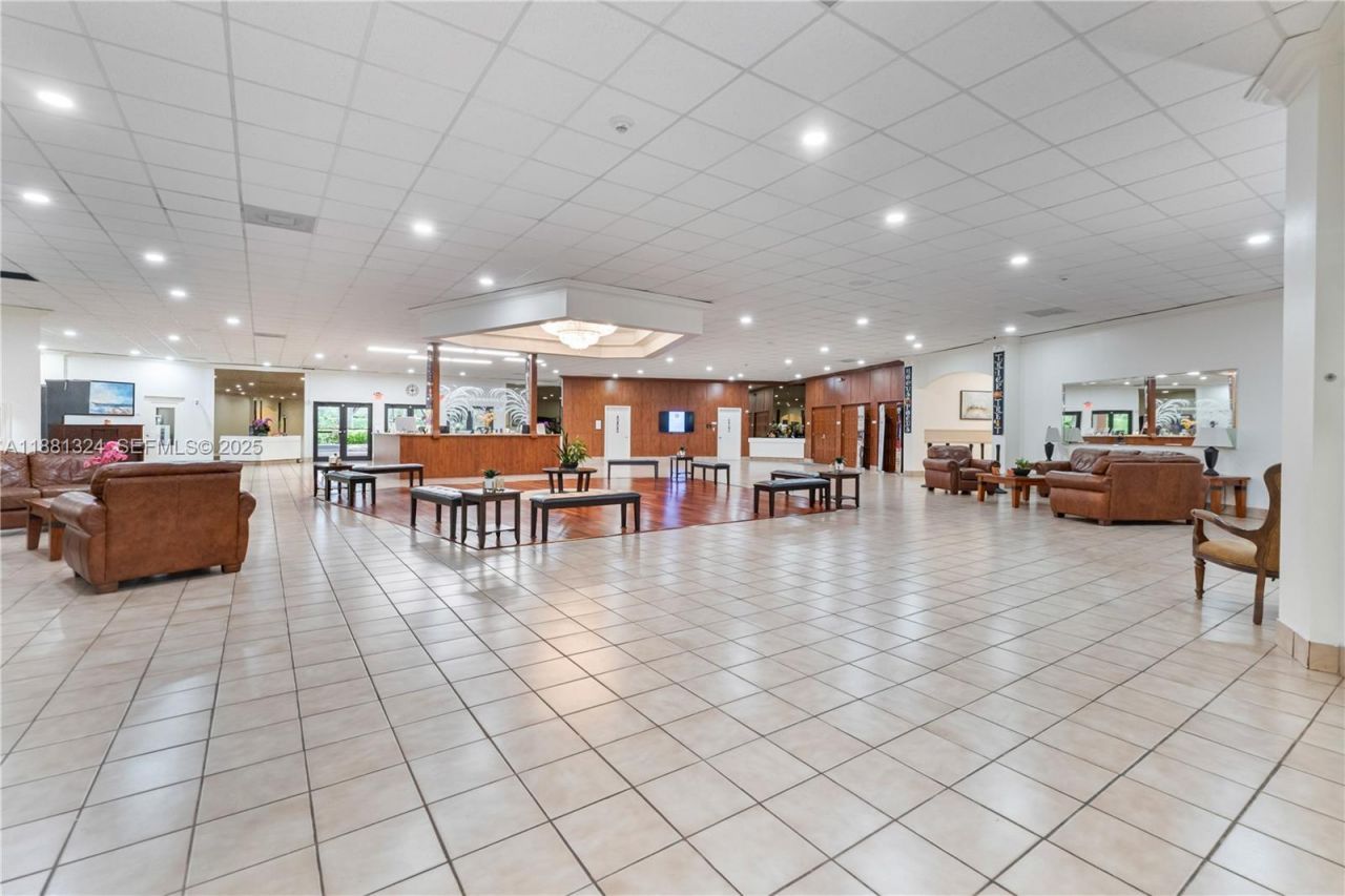 16273 Laurel Dr, Unit 7, Weston, FL 33326 Photo