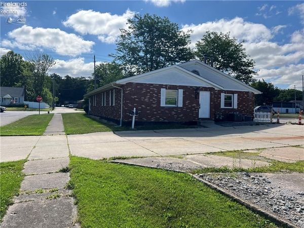4940 Oberlin Avenue, Lorain, OH 44053