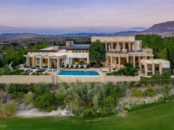 28 Painted Feather Way, Las Vegas, NV 89135