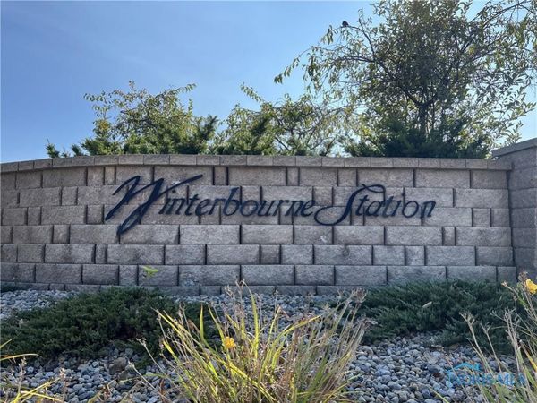 7764 North Woodbridge Road, Monclova, OH 43542