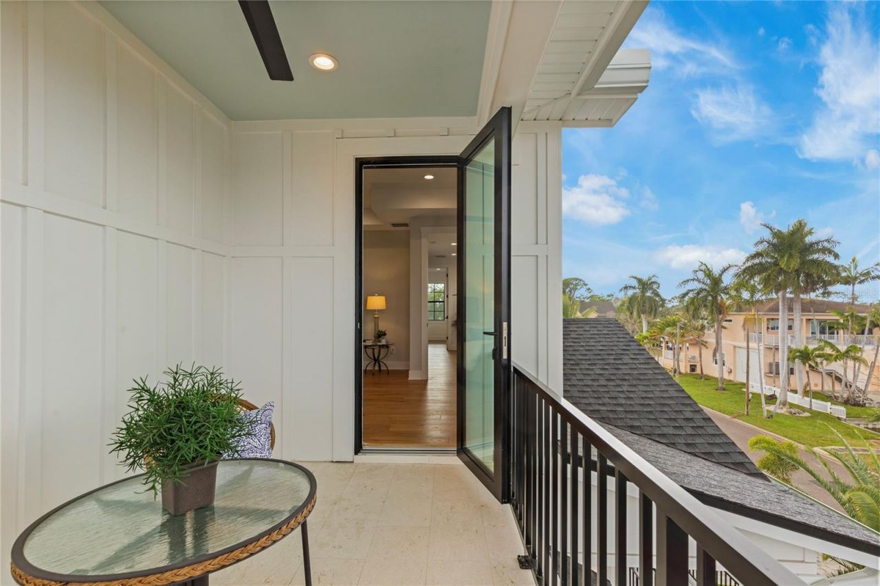 220 90th Avenue Ne, Saint Petersburg, FL 33702 Photo