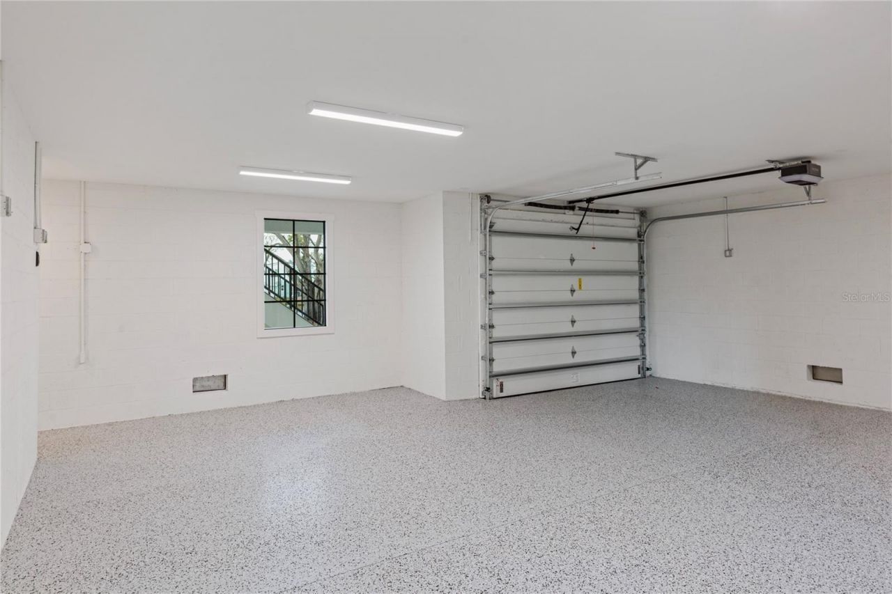 220 90th Avenue Ne, Saint Petersburg, FL 33702 Photo