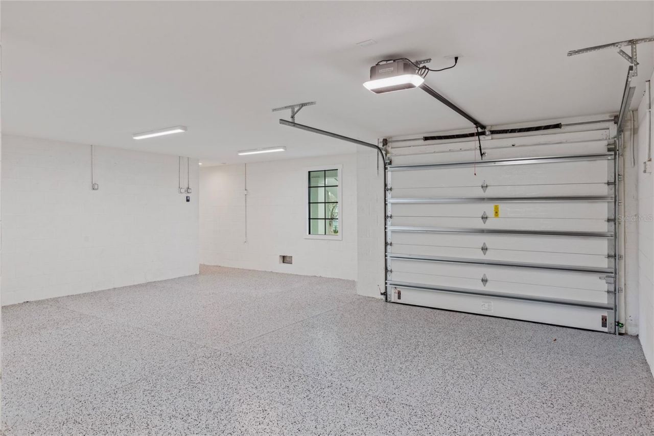 220 90th Avenue Ne, Saint Petersburg, FL 33702 Photo