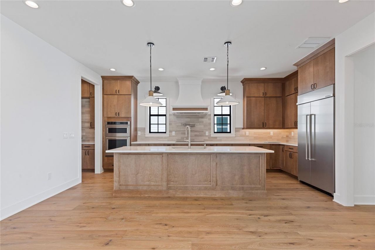 220 90th Avenue Ne, Saint Petersburg, FL 33702 Photo