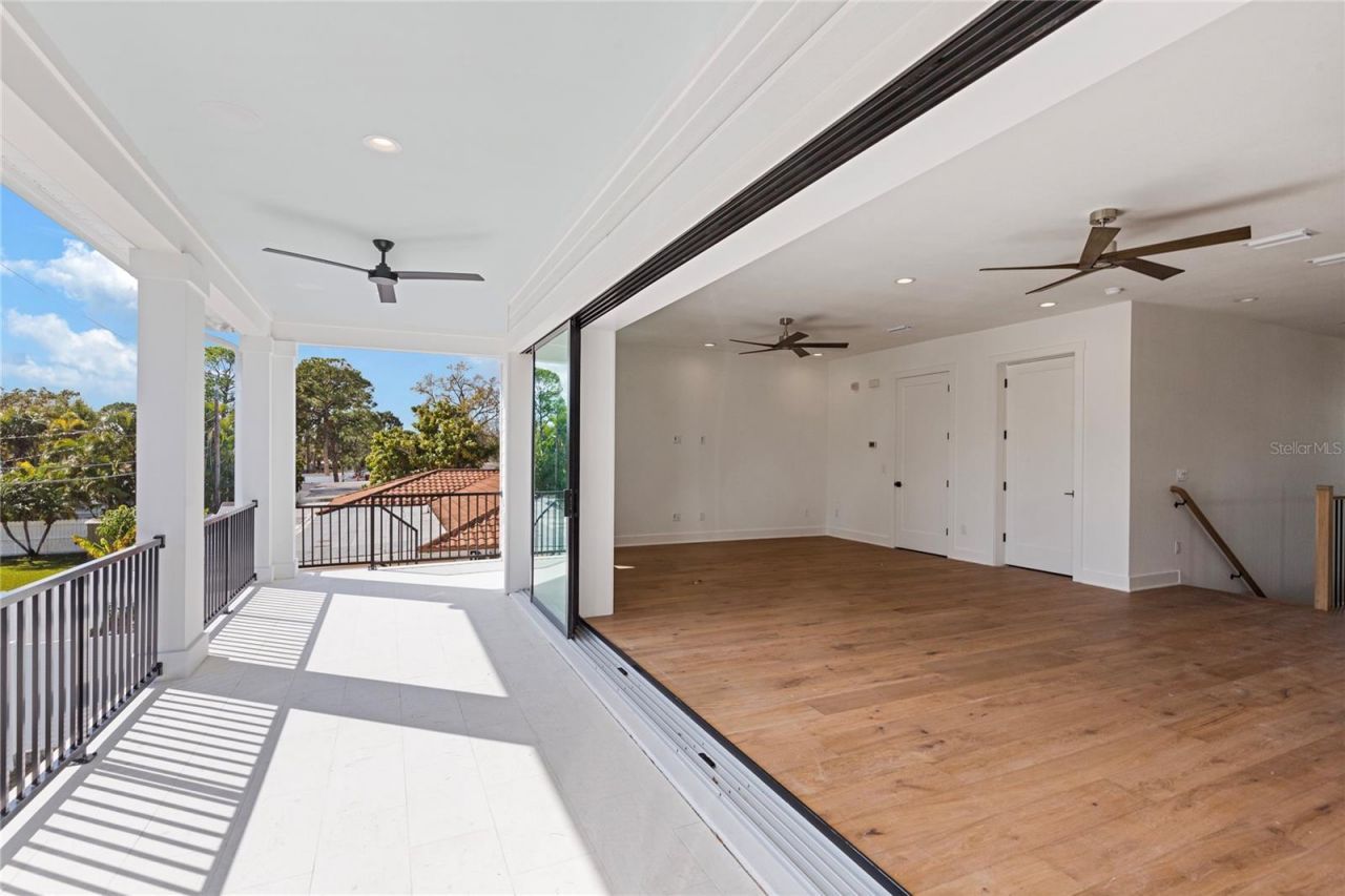 220 90th Avenue Ne, Saint Petersburg, FL 33702 Photo