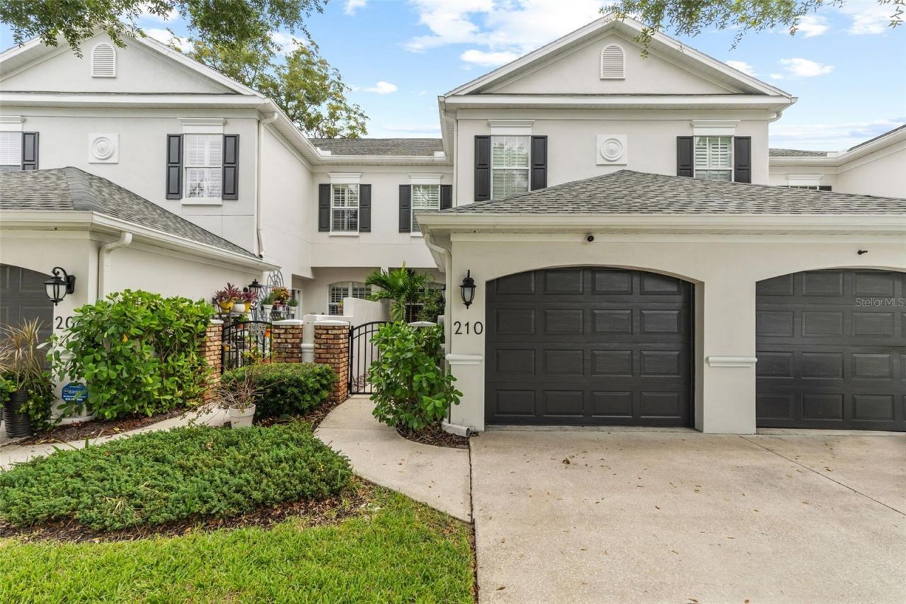 210 S Lincoln Avenue, Tampa, FL 33609 Main Photo