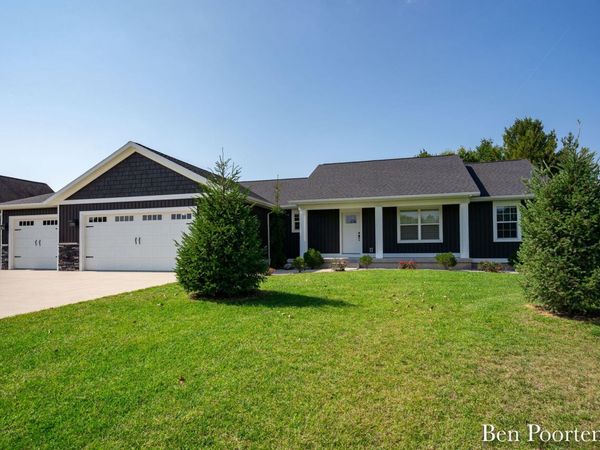 21909 Hilltop Circle, Stanwood, MI 49346
