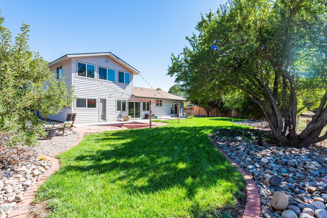 1494 Hussman Avenue, Gardnerville, NV 89410 Photo