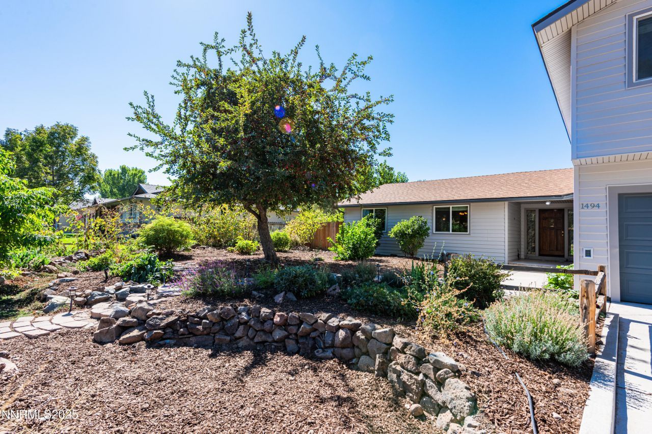1494 Hussman Avenue, Gardnerville, NV 89410 Photo