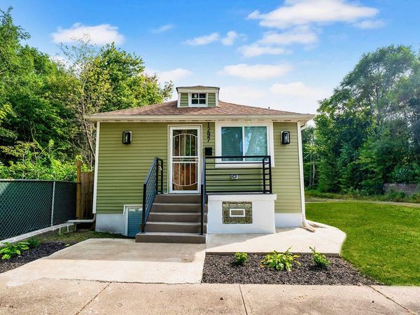 1297 W 17th Avenue, Gary, IN 46407