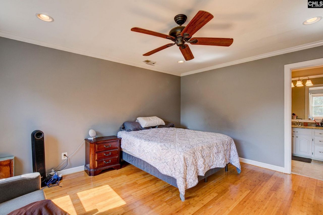 10 Idlebrook Circle Photo 25
