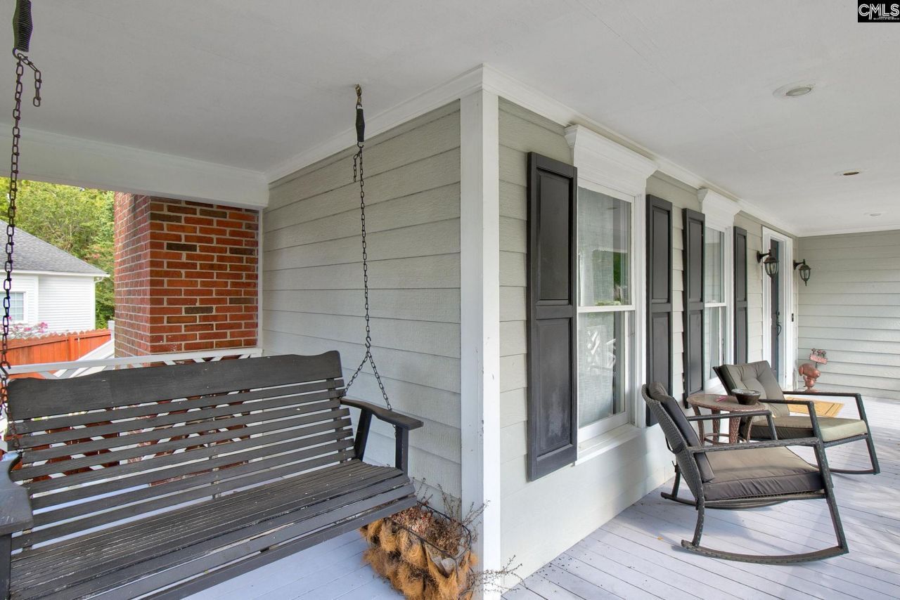 10 Idlebrook Circle Photo 7