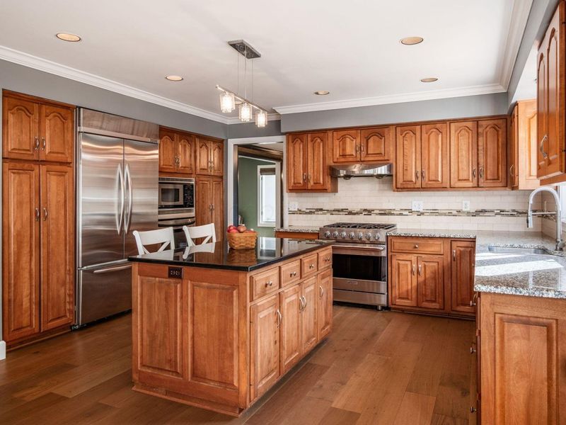 5444 Stratford Avenue, Powell, OH 43065 Photo 2