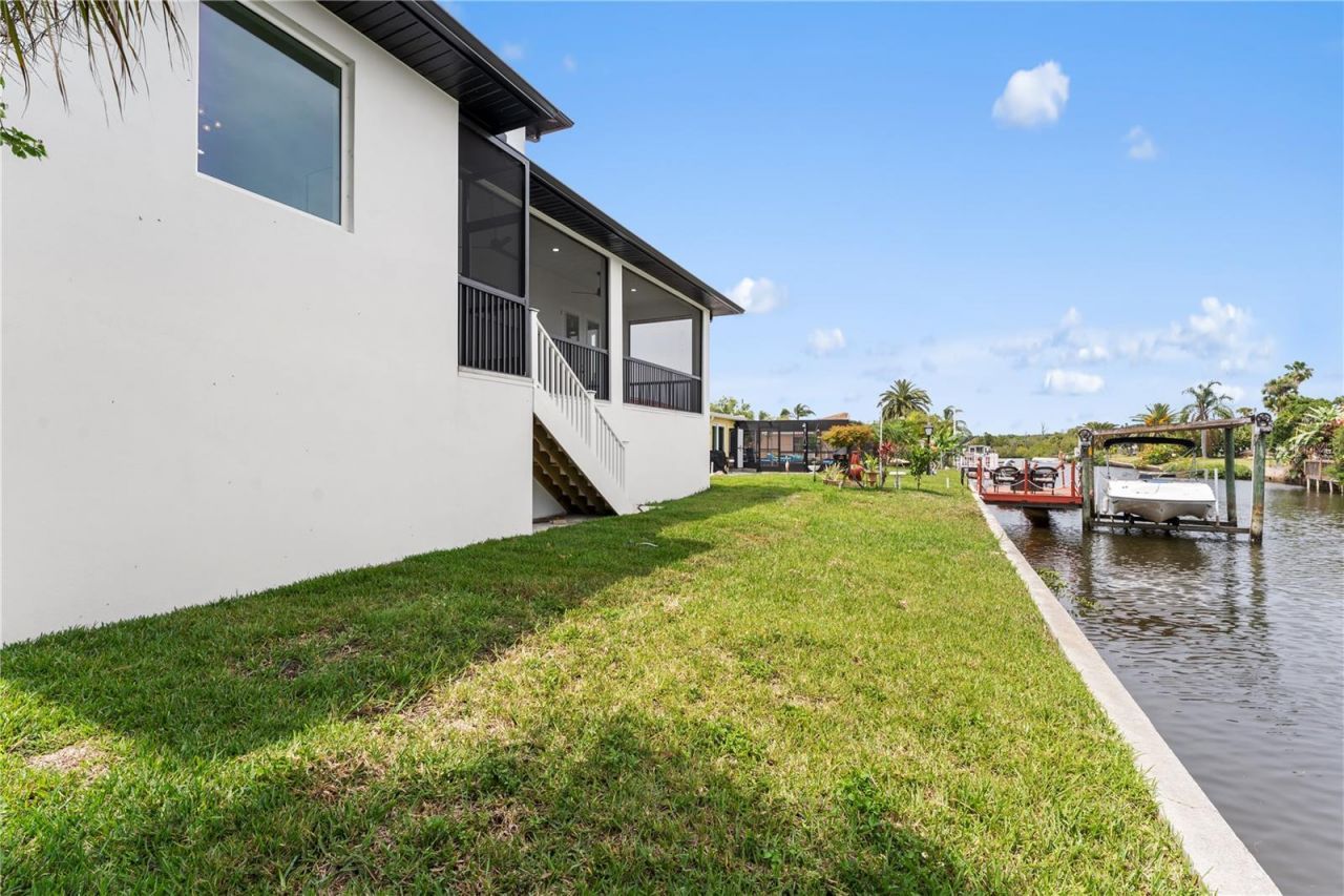 9832 Island Harbor Drive, Port Richey, FL 34668 Photo