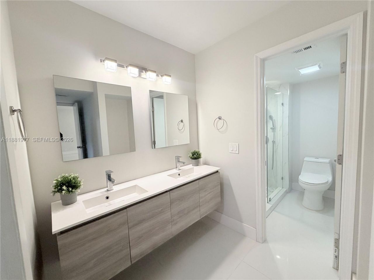 16531 Blatt Blvd, Unit 103, Weston, FL 33326 Photo