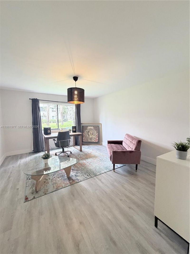 16531 Blatt Blvd, Unit 103, Weston, FL 33326 Photo