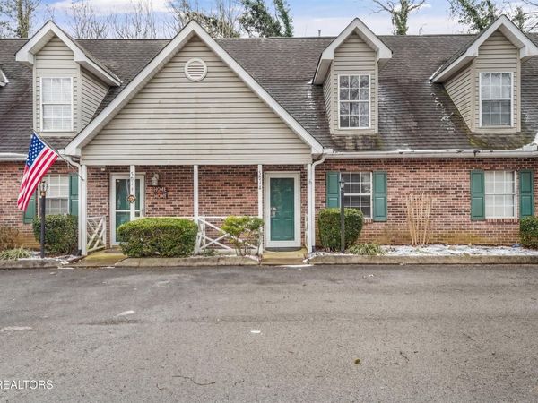 3912 Valley Creek Way, Knoxville, TN 37918