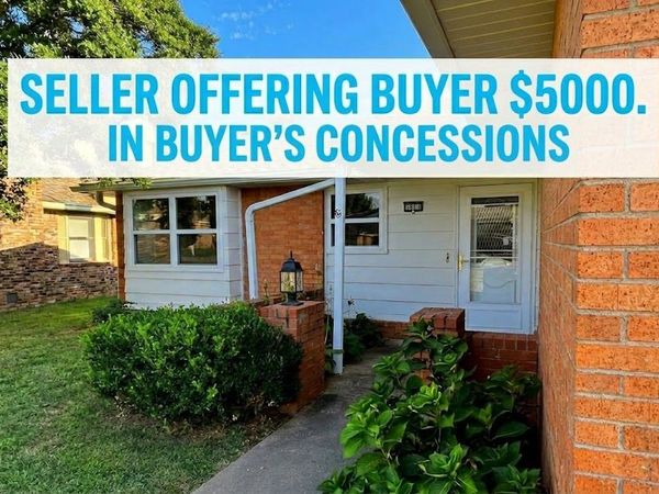 1012 W Linden Street, Rogers, AR 72756