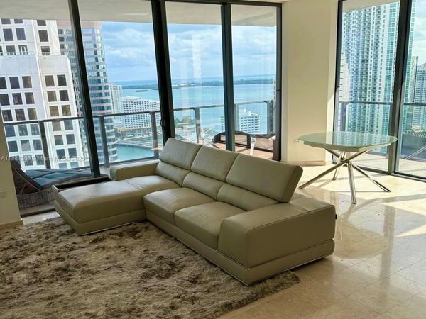 68 SE 6th St, Unit 2801, Miami, FL 33131