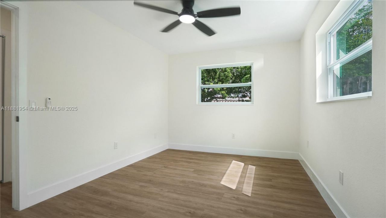 9161 NW 26th St, Sunrise, FL 33322 Photo