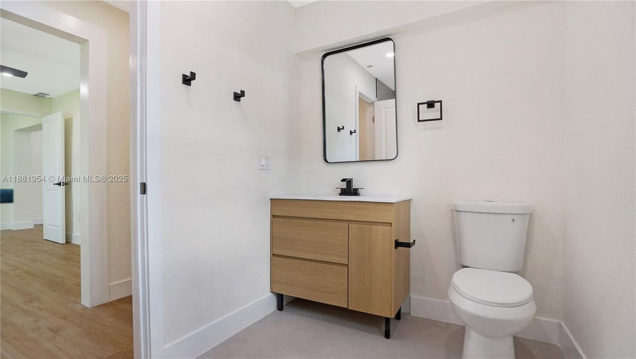 9161 NW 26th St, Sunrise, FL 33322 Photo