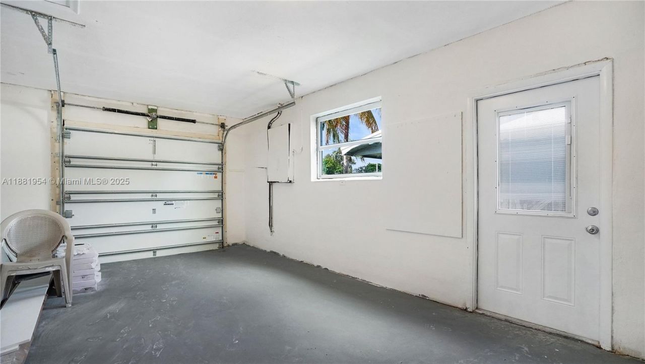 9161 NW 26th St, Sunrise, FL 33322 Photo