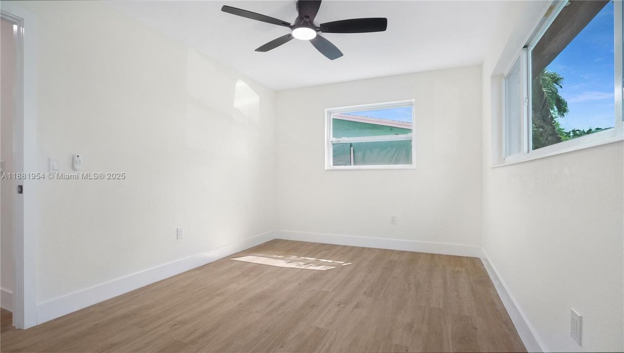 9161 NW 26th St, Sunrise, FL 33322 Photo