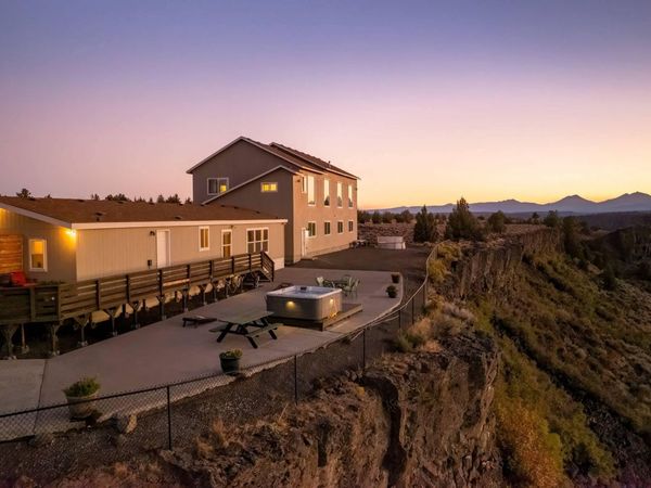 9813 Geneva View Road, Terrebonne, OR 97760