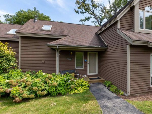 127 Walnut Hill Drive, GALENA, IL 61036