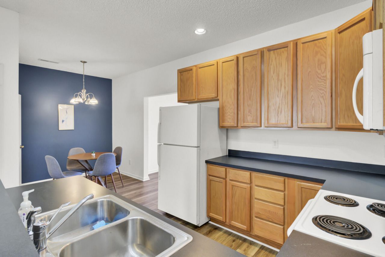 106 Black River Drive Photo 10