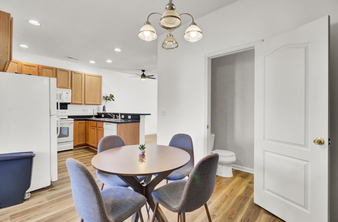 106 Black River Drive Photo 13