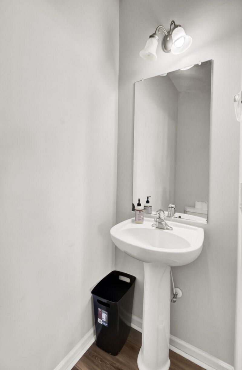 106 Black River Drive Photo 16