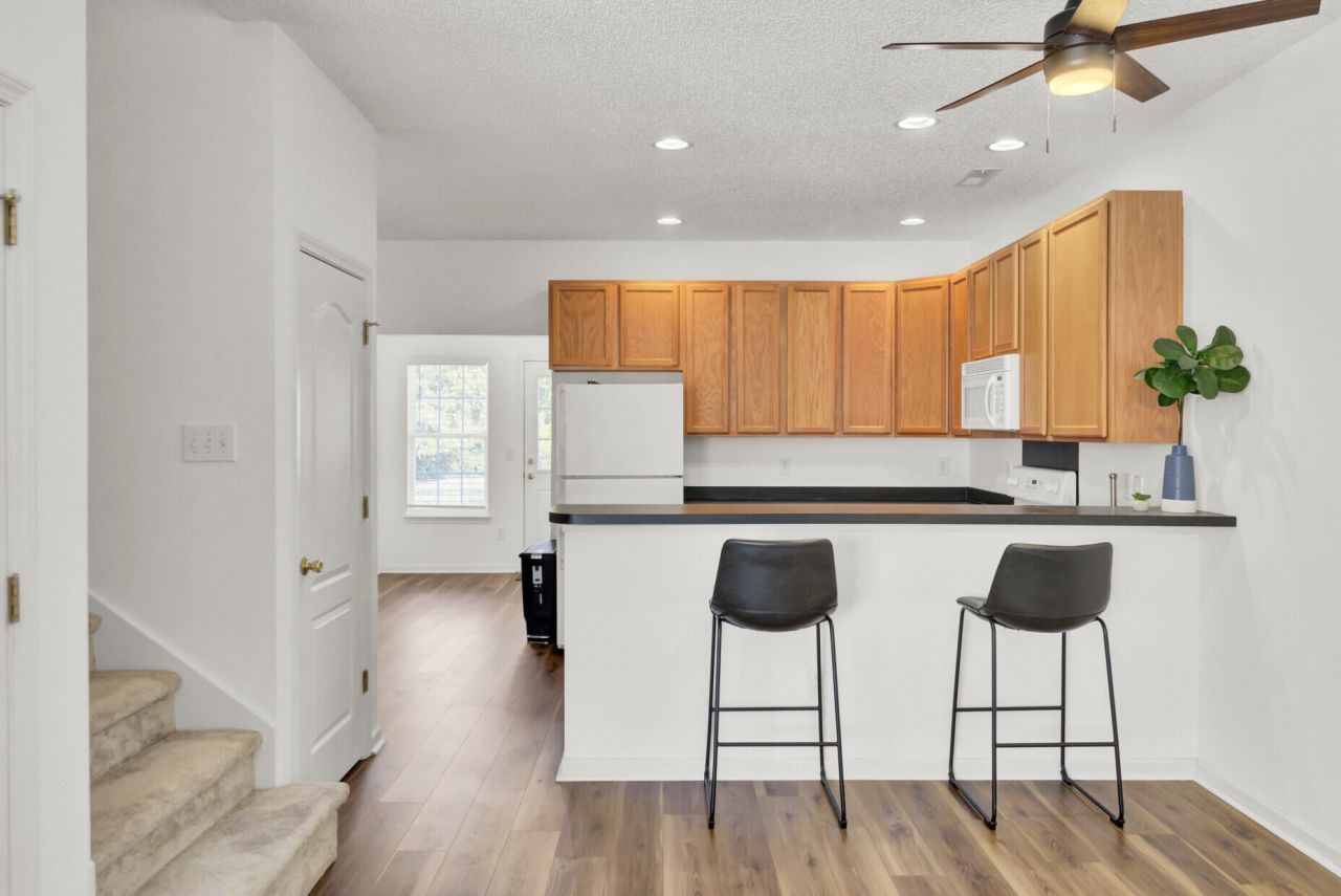 106 Black River Drive Photo 6