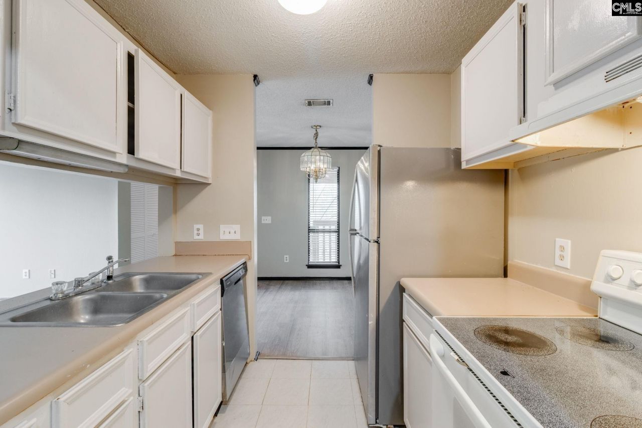 207 Weddell Street Photo 14