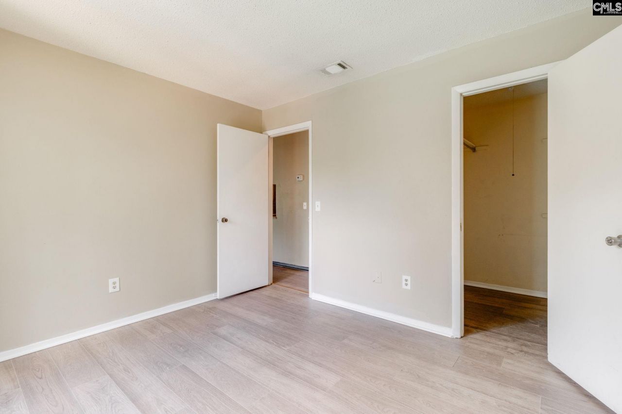 207 Weddell Street Photo 20