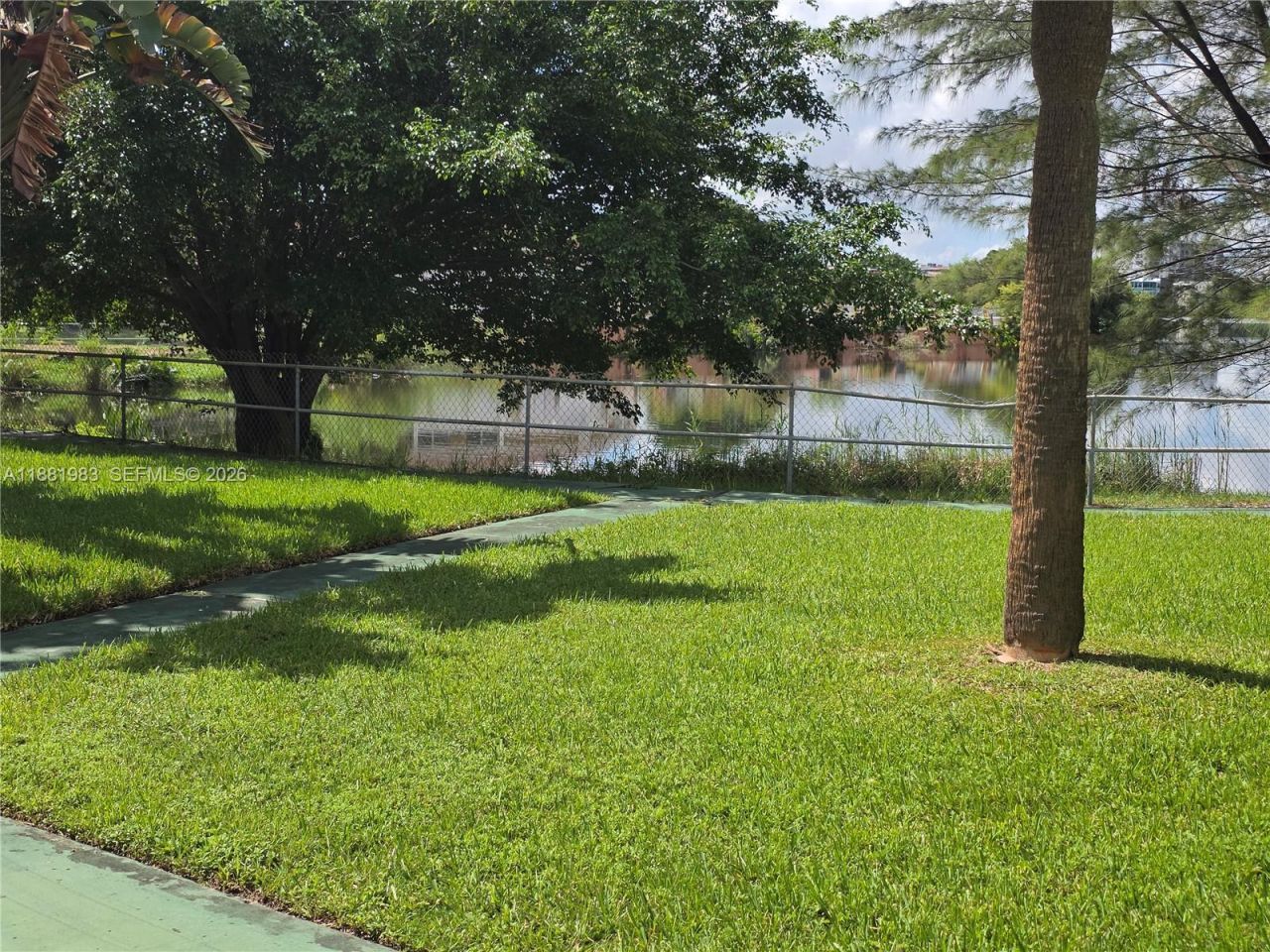 18720 NE 18th Ave, Unit 116, Miami, FL 33179 Photo