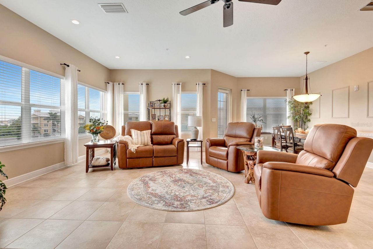 3430 77th Street W, Unit 303, Bradenton, FL 34209 Photo