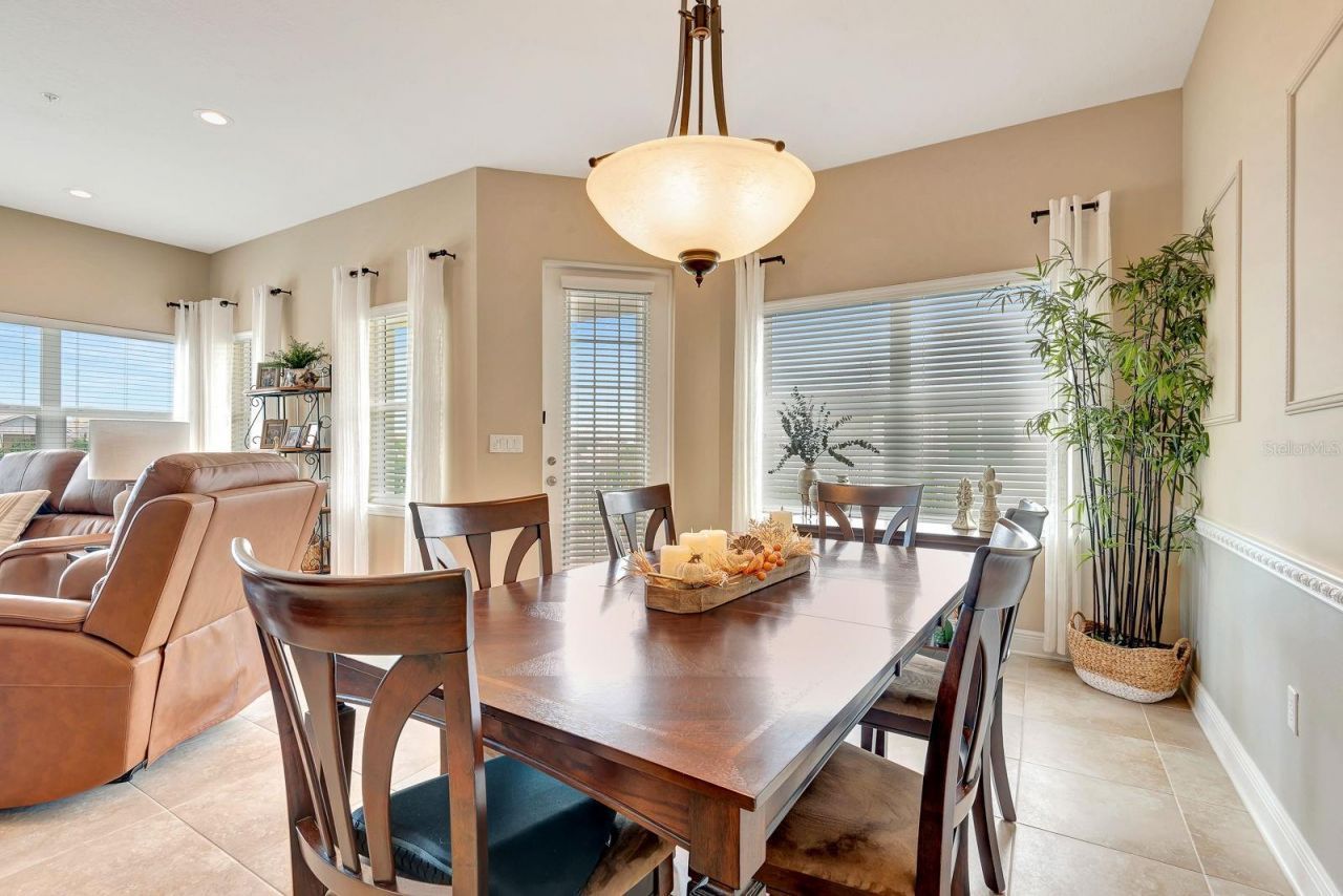 3430 77th Street W, Unit 303, Bradenton, FL 34209 Photo