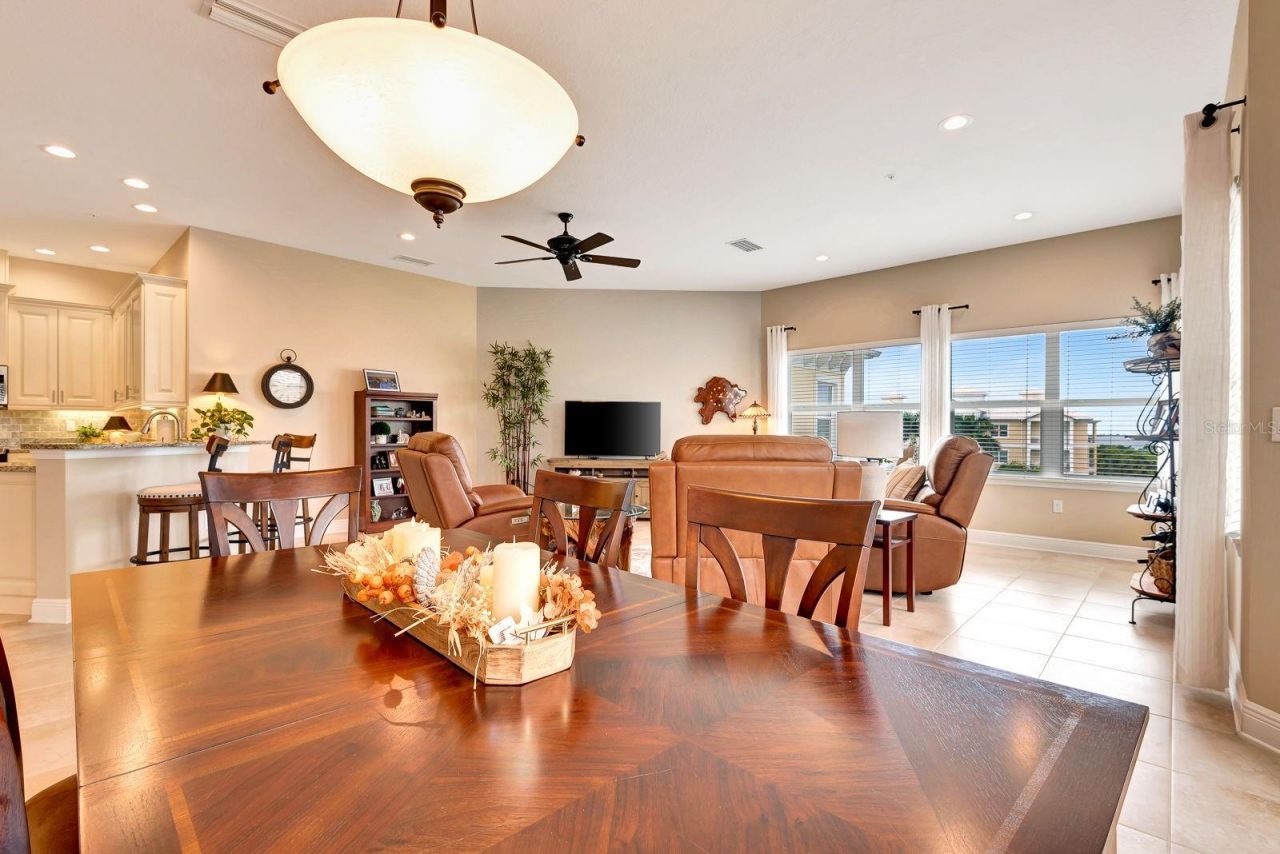 3430 77th Street W, Unit 303, Bradenton, FL 34209 Photo