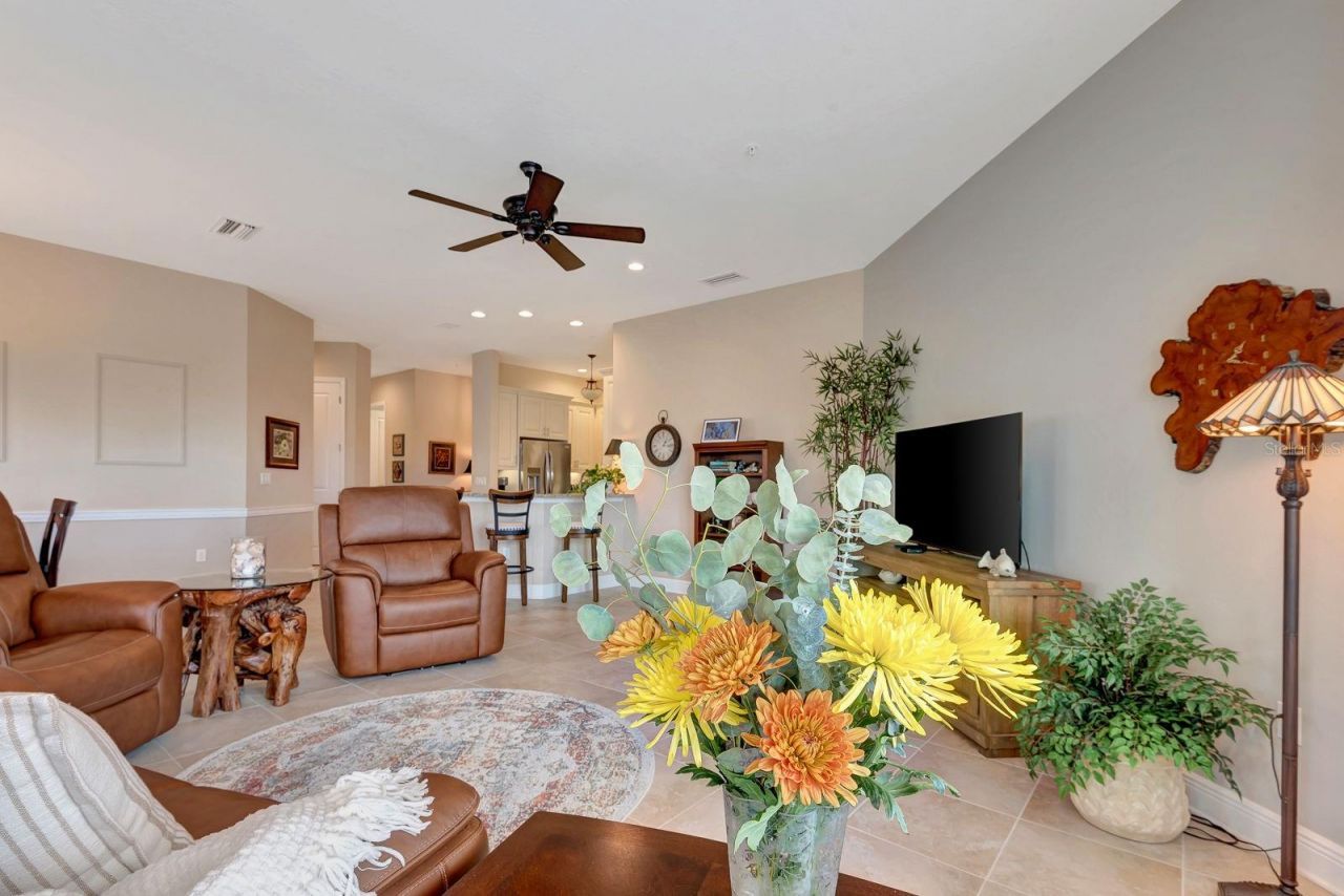 3430 77th Street W, Unit 303, Bradenton, FL 34209 Photo