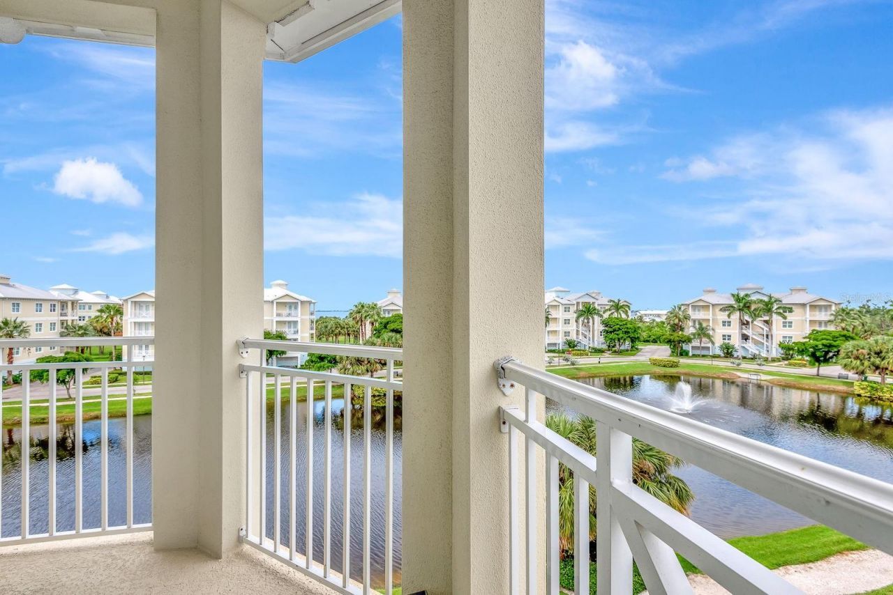 3430 77th Street W, Unit 303, Bradenton, FL 34209 Photo