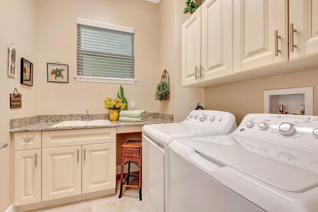 3430 77th Street W, Unit 303, Bradenton, FL 34209 Photo