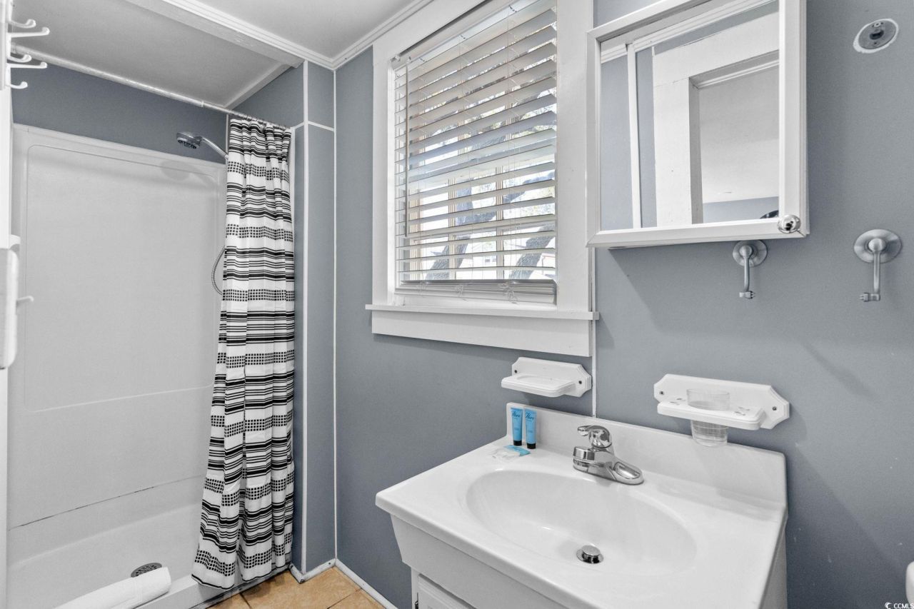 1706 Holly Dr. Photo 13