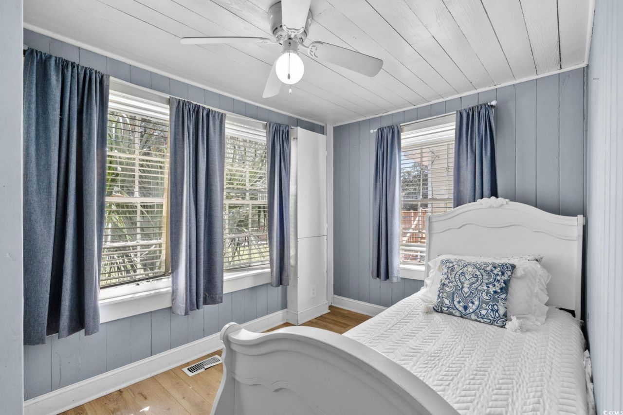 1706 Holly Dr. Photo 15