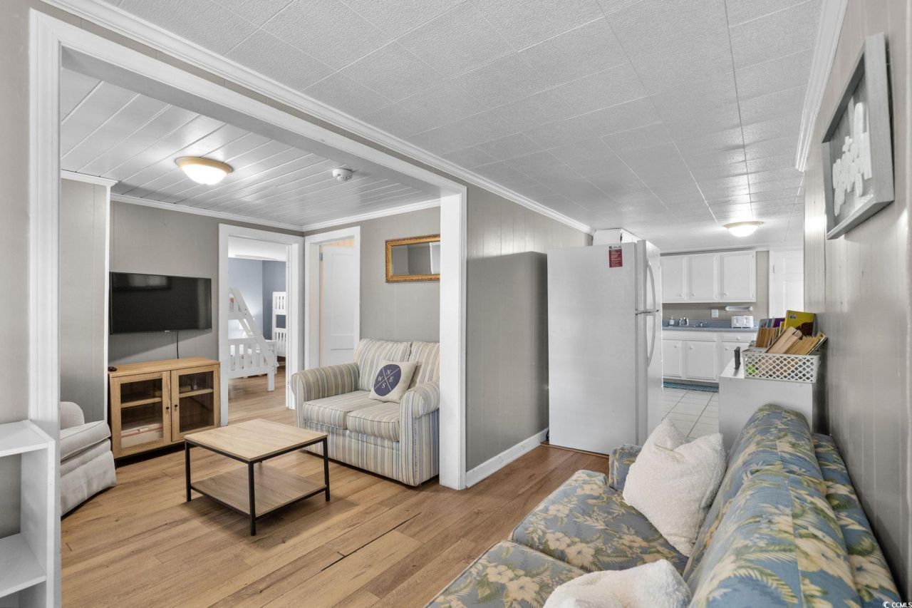 1706 Holly Dr. Photo 17