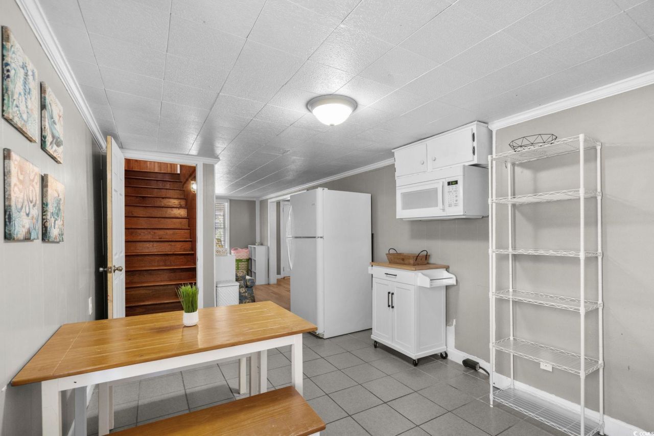 1706 Holly Dr. Photo 19