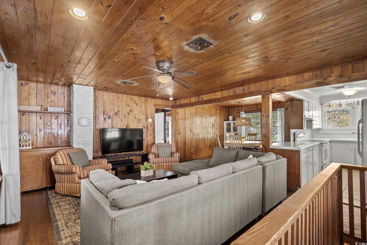 1706 Holly Dr. Photo 20