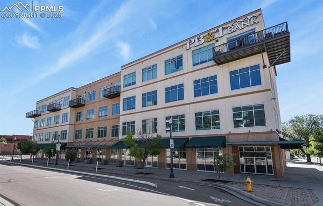 415 E Pikes Peak Avenue, Unit 405, Colorado Springs, CO 80903 Main Photo