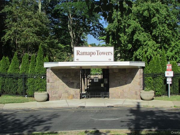 30 S Cole Avenue, Unit 6 F, Spring Valley, NY 10977