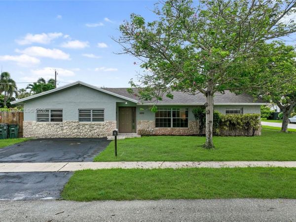 1000 NW 17th Ave, Boca Raton, FL 33486